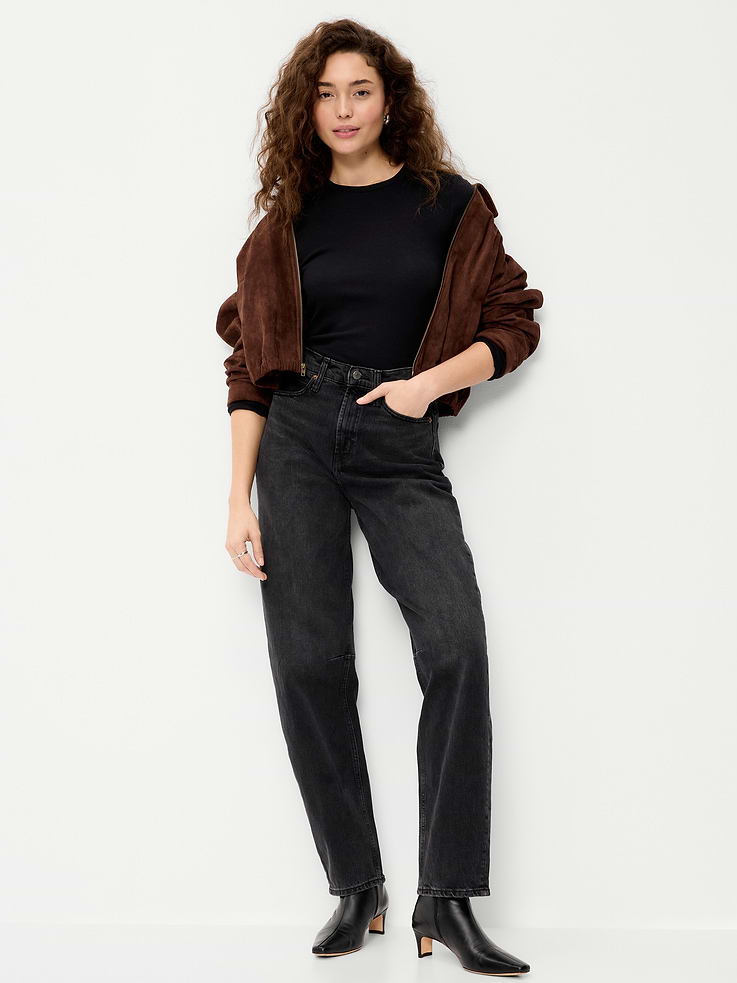 Image 3 of 8, Snug Crew-Neck Long Sleeve T-Shirt