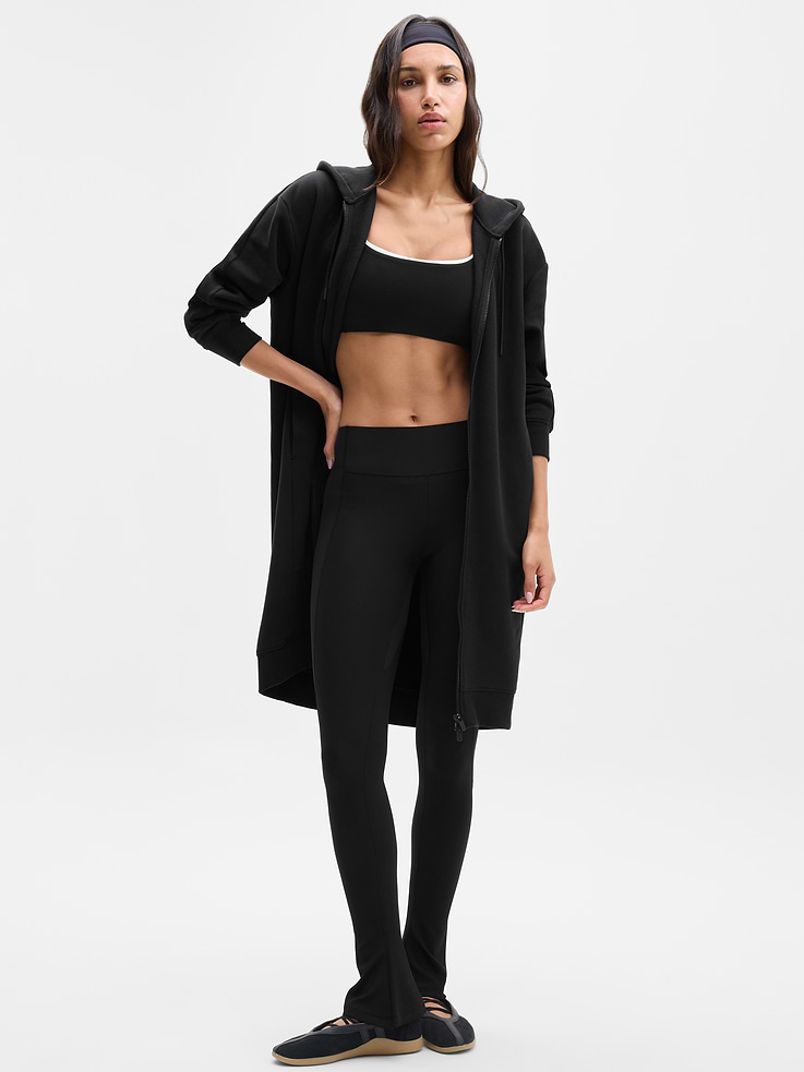 Image 1 of 6, FOR: Lounge and everyday movement, FEEL: Plush stretch fleece has a soft, brushed interior, FAVE: Matches back to the Forever Fleece collection for the perfect cozy setFAVE: Matches back to the Forever Fleece collection for the perfect cozy set, Product #1183754