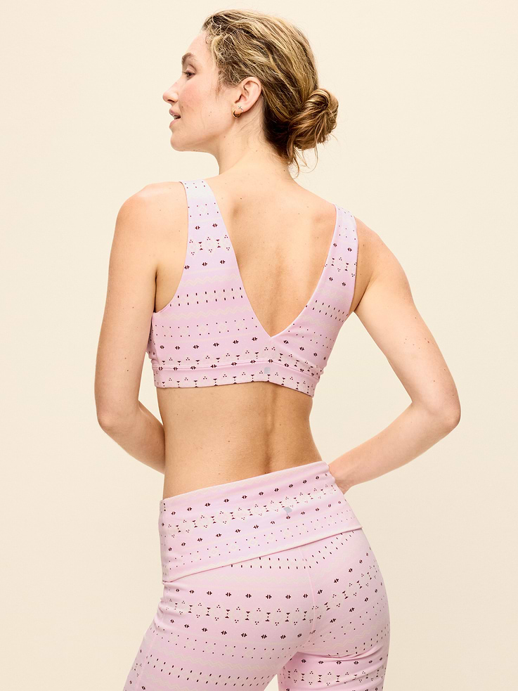 Image 2 of 4, Light Support PowerChill V-Neck Sports Bra