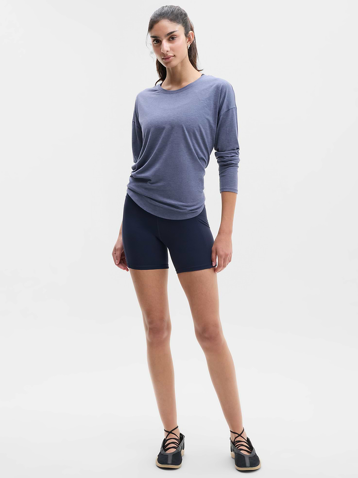 Image 2 of 6, Move With Ease Top