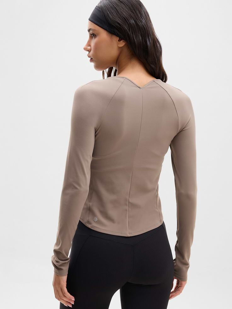 Image 3 of 6, Transcend Scoop Top
