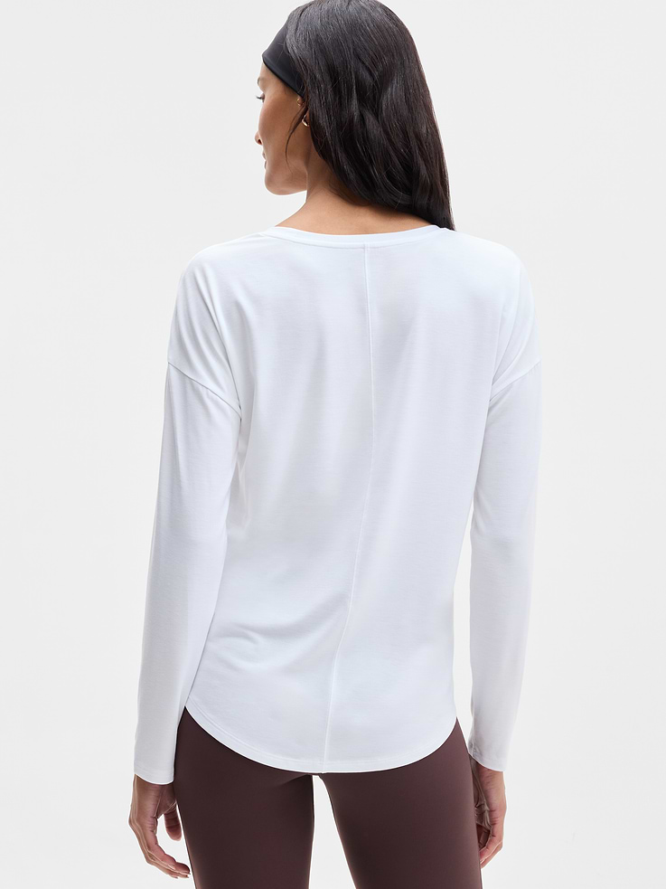 Image 3 of 6, Move With Ease Top