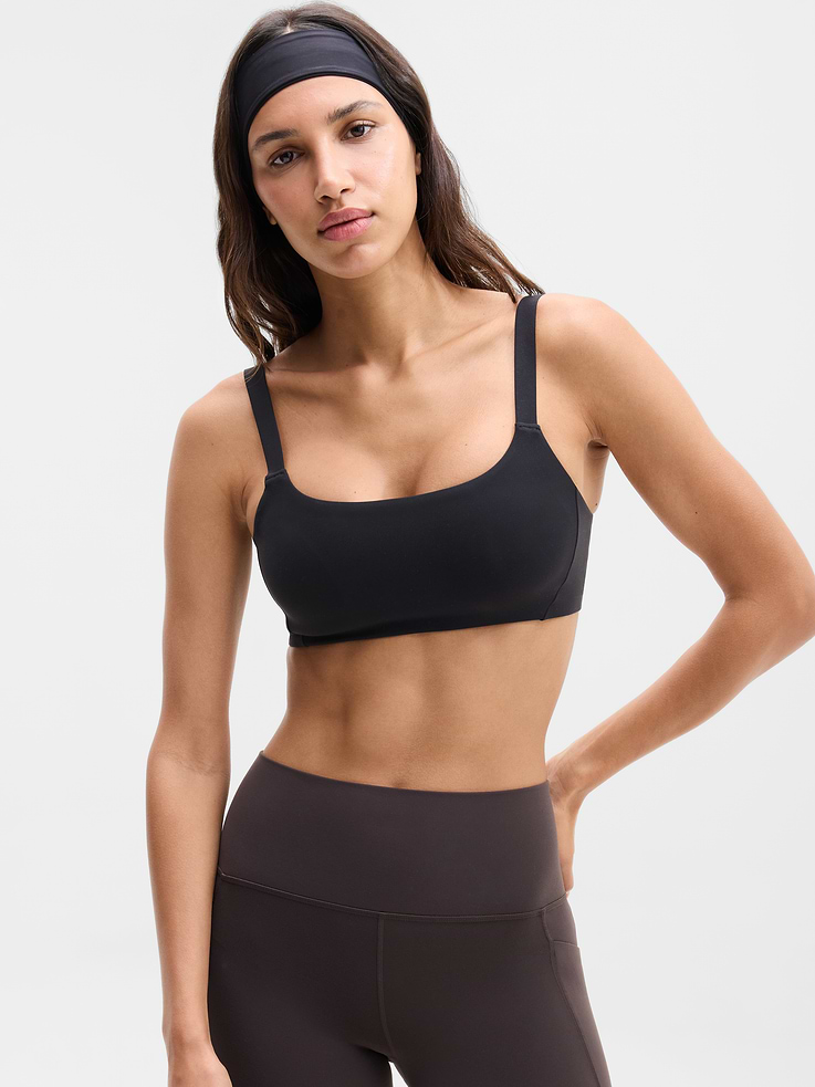 Image 1 of 4, BEST FOR STUDIO: yoga + barre + pilates, IMPACT: Light-impact workouts, best for A-C cups, FEEL: Powervita fabric is buttery soft with support that feels like a gentle hug, FAVE: Adjustable straps for an easy custom-fit, Built-in pockets with removable pads for optional coverage, Removable pads hold their shape from wash to wear, Lined with PowerMesh for breathable, sheer-proof coverage, Product #684673