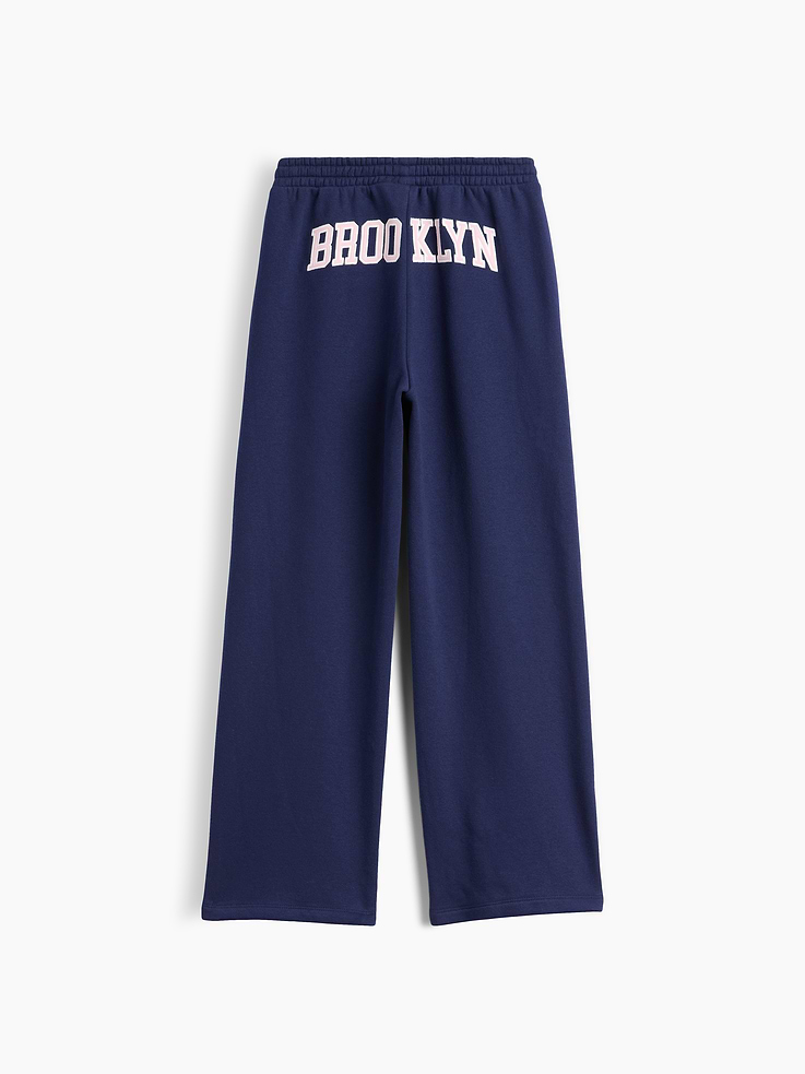 Image 3 of 3, Kids Relaxed Gap Logo Sweatpants