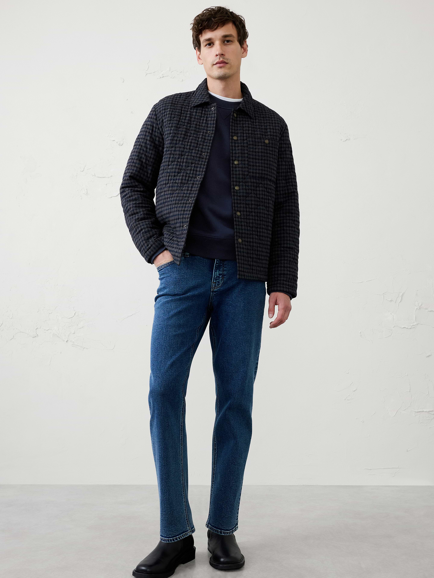 Image 3 of 7, Fleece Sweatshirt