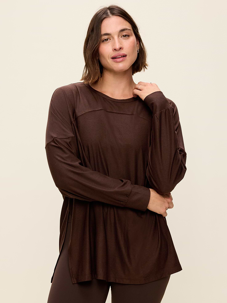 Image 5 of 8, CloudMotion Long-Sleeve Tunic