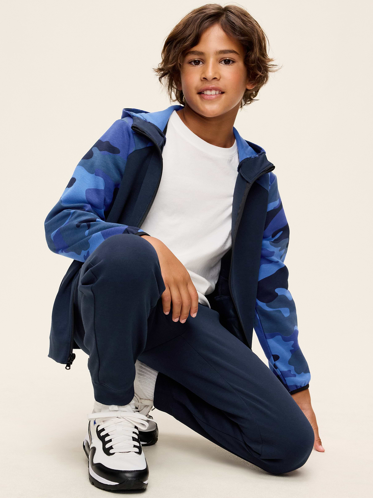 Image 3 of 3, Dynamic Fleece Jogger Sweatpants for Boys
