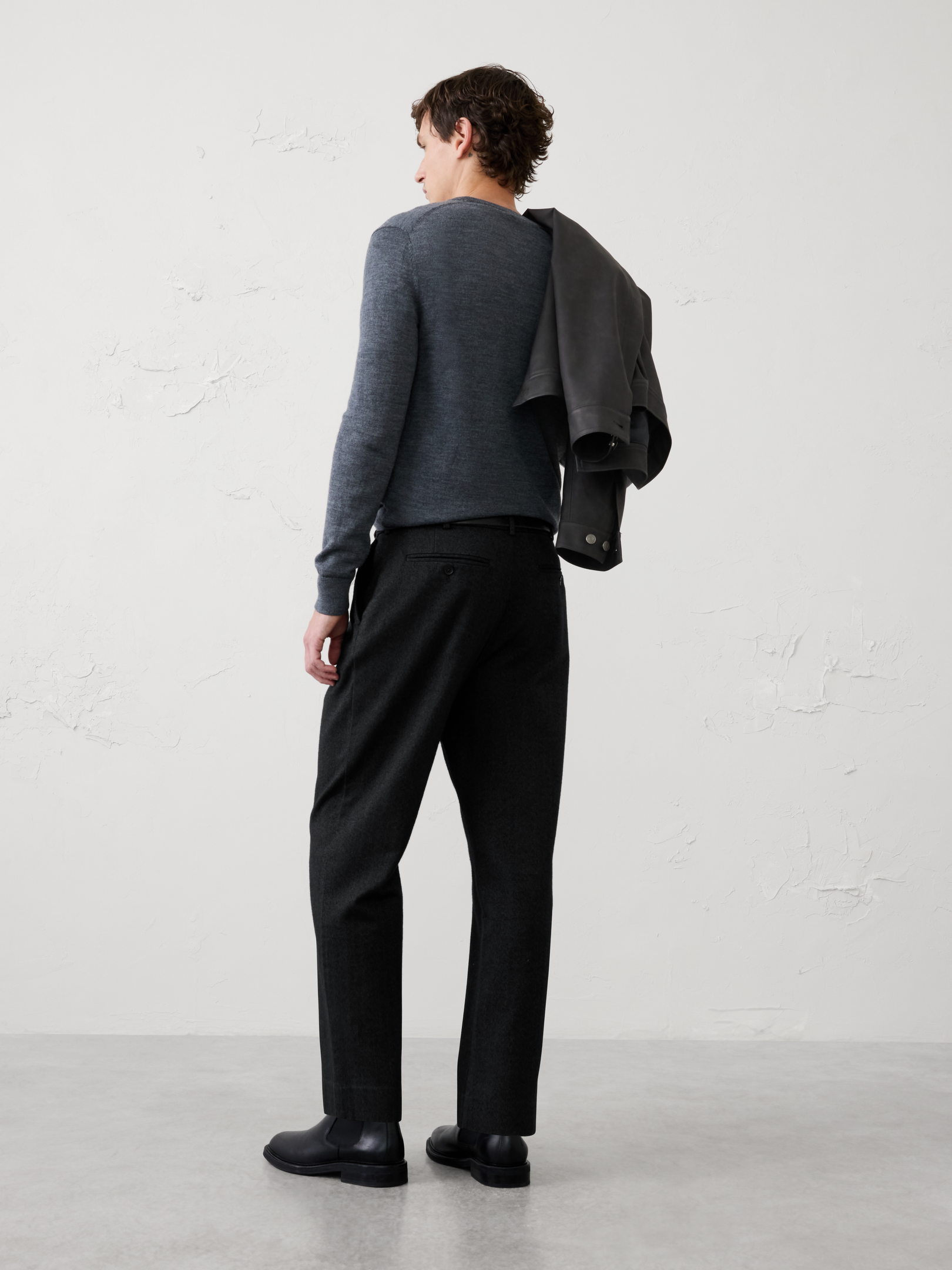 Image 5 of 6, Wide-Leg Herringbone Pleated Pant