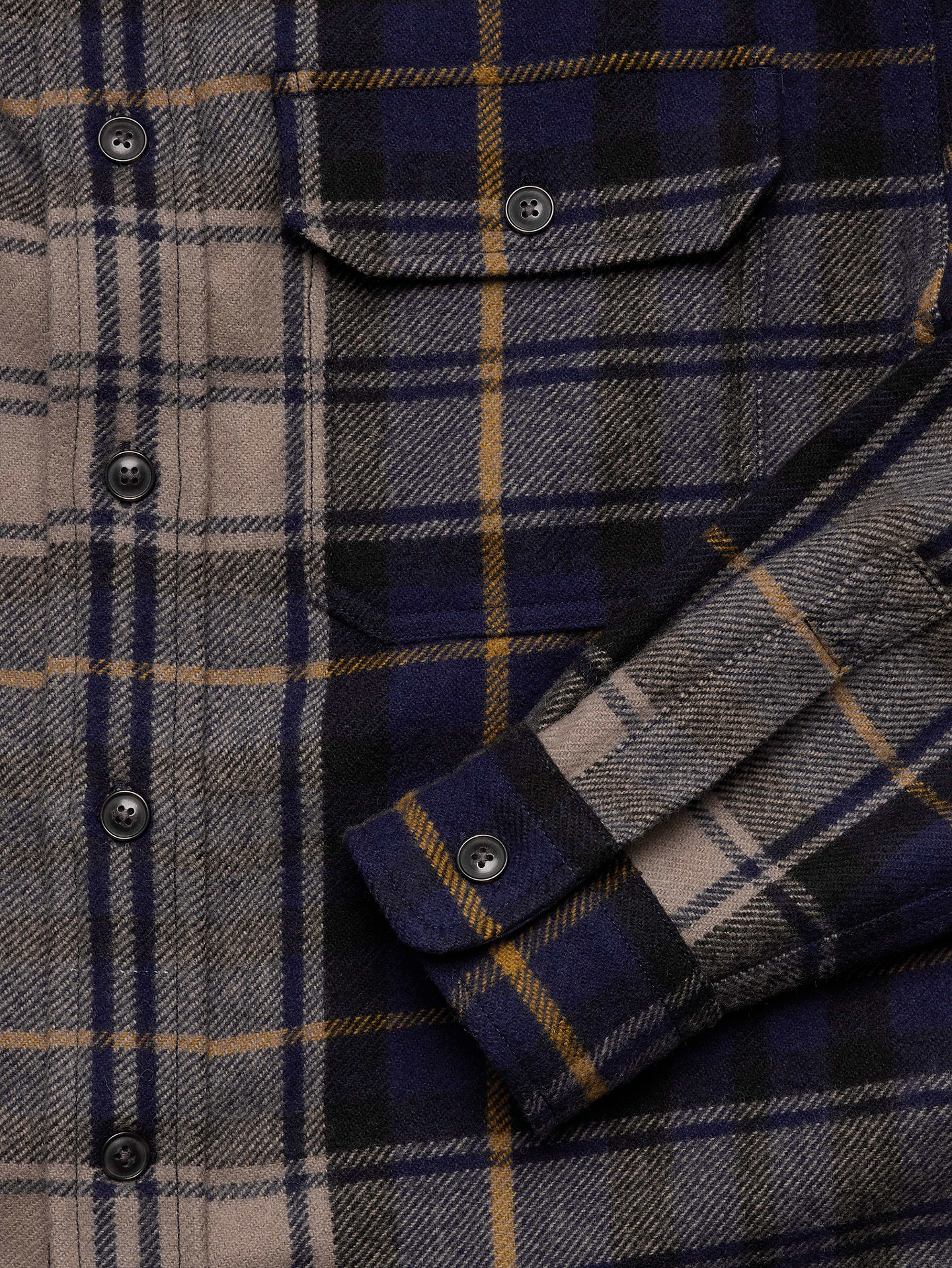 Image 3 of 5, Relaxed-Fit Heavyweight Overshirt