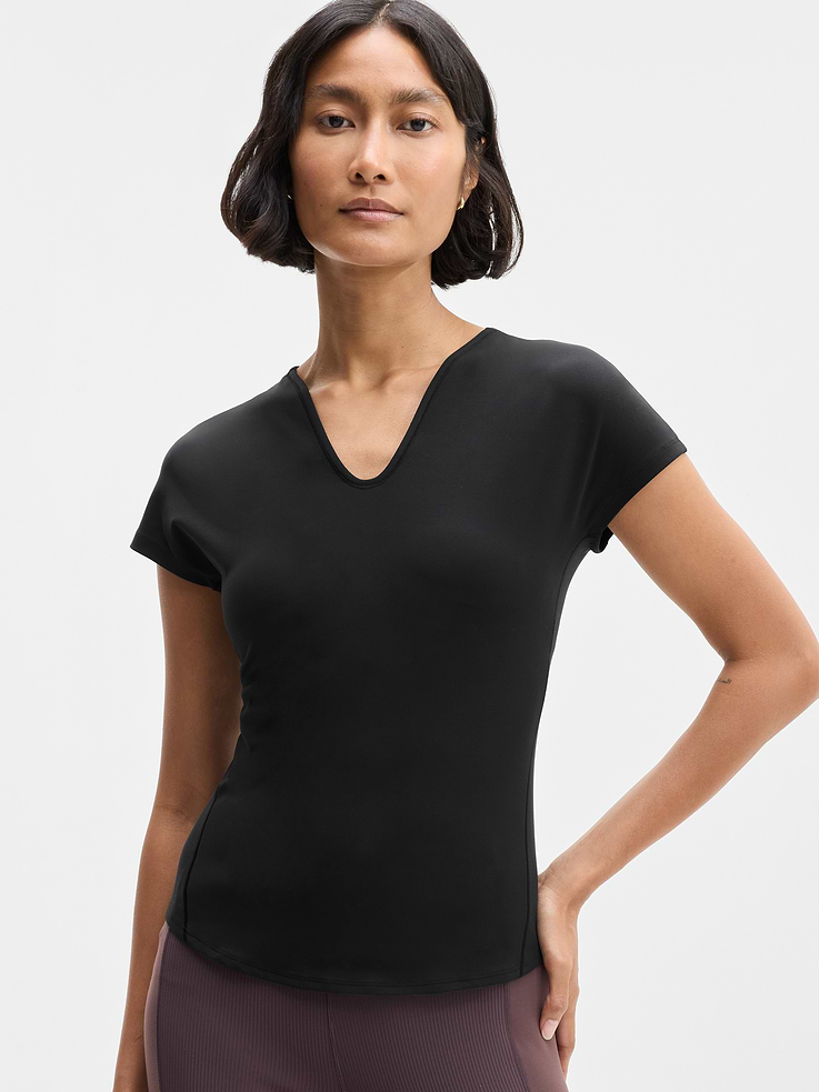 Image 1 of 6, FOR: Your yoga flow and sessions in the studio, FEEL: VitaFree fabric is our lightest-feel yoga fabric for a barely there, yet fully covered sensation, FAVE: Second-skin fabric stretches to your body and maintains its shape, Product #1178770