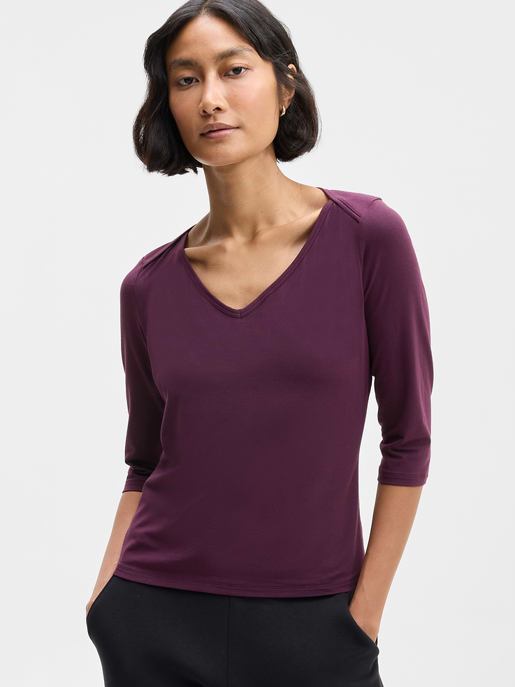 Image 1 of 5, FOR: Your workday commute and weekend travels, from meetings to meetups, FEEL: Premium-weight Stretch Cotton Blend offers breathable softness, FAVE: Infinitely versatile staple plays well with everything, every time, Product #1174686