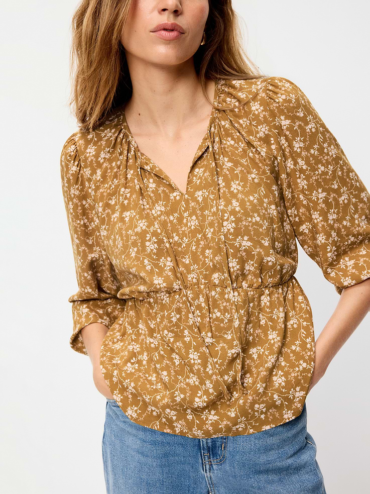 Image 4 of 9, Long-Sleeve Tie-Front Top