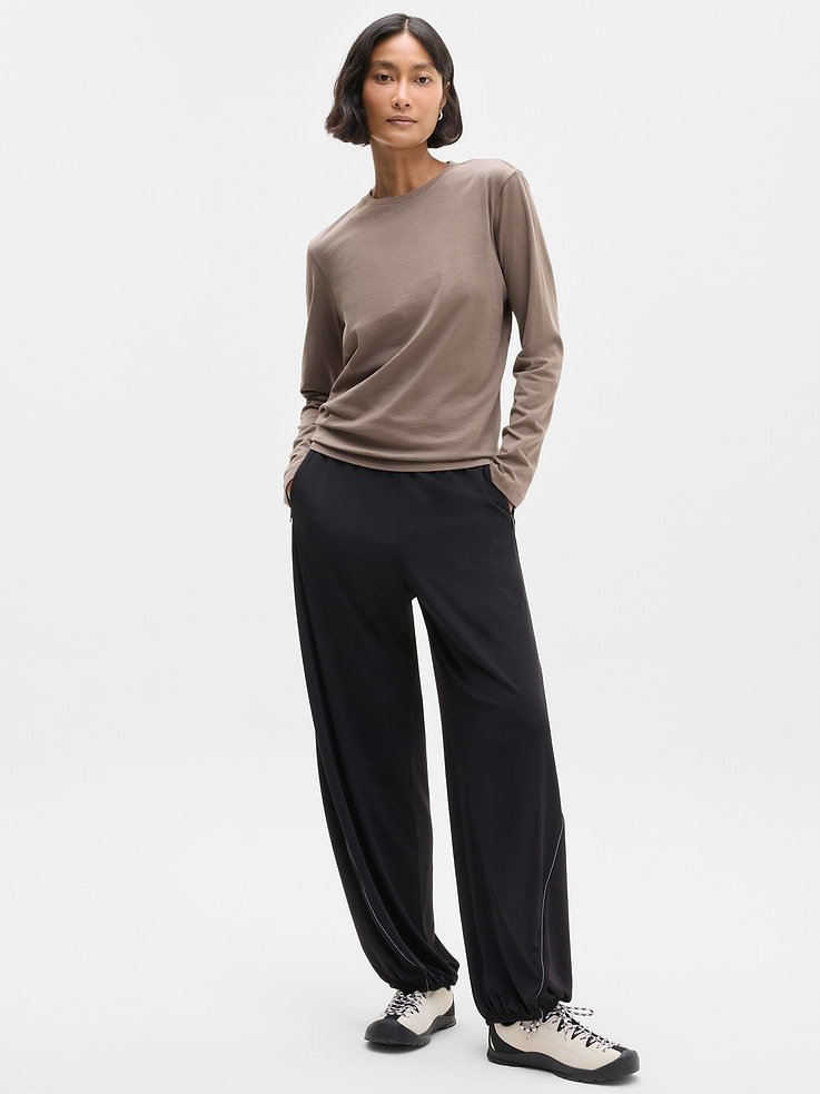 Image 4 of 6, Favorite Cotton Classic Top
