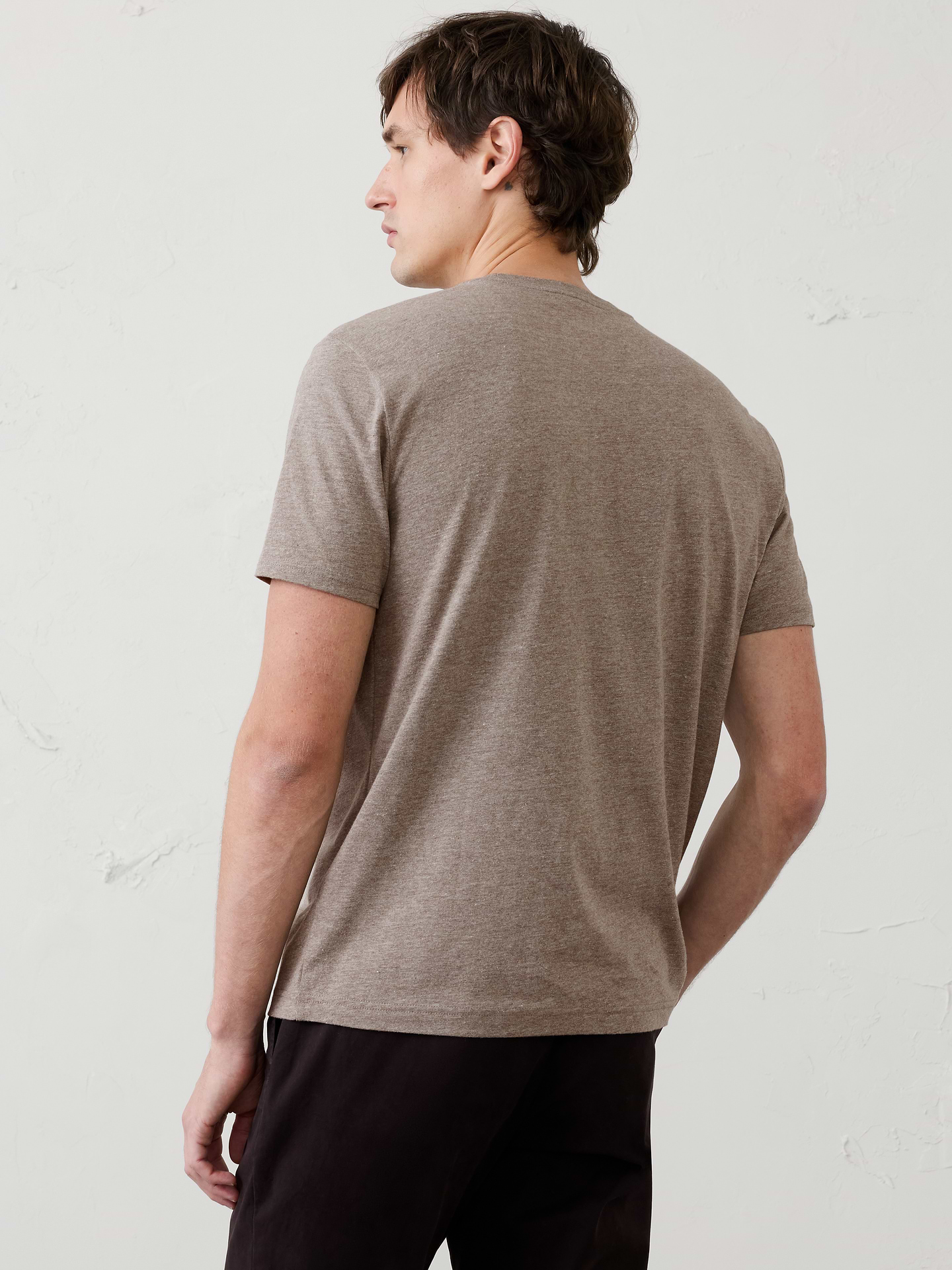 Image 2 of 8, Graphic T-Shirt