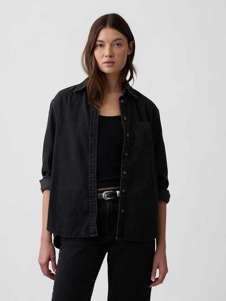 Image 1 of 5, This product is made with/contains 5% recycled cotton. Compared to virgin materials, using recycled materials helps reduce resource use and waste., This product is part of our water-saving Washwell program. Compared with conventional wash methods, Washwell uses at least 20% less water., Non-stretch denim., Dropped shoulder, long sleeves with button cuffs., Spread collar, button front., Patch pocket at chest., Curved shirttail hem is slightly longer at back., This product was made in a factory that invests in gender equity and women’s empowerment through RISE. Learn more at, Product #1185193