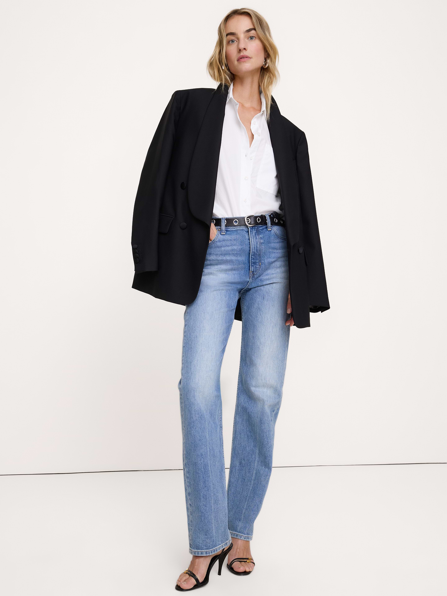 Image 1 of 8, Back and better than ever. We updated the fit on our best-selling Oversized Shirt by taking it in slightly at the shoulders, waist and sleeves to create the ideal, effortless button-down top in premium 100% cotton poplin., Oversized fit: Extra room through chest, shoulders, and waist., Point collar with button-front closure., Shirttail hem., Unlined., Product #709273