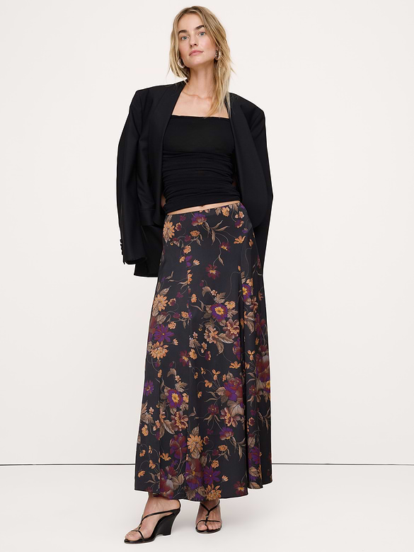 Jupe longue en satin extensible