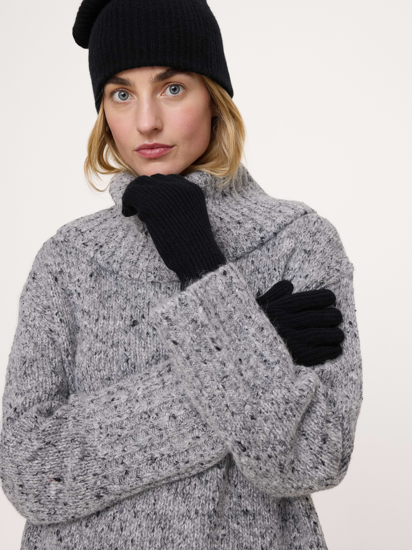 Image 6 of 6, Cashmere Gloves