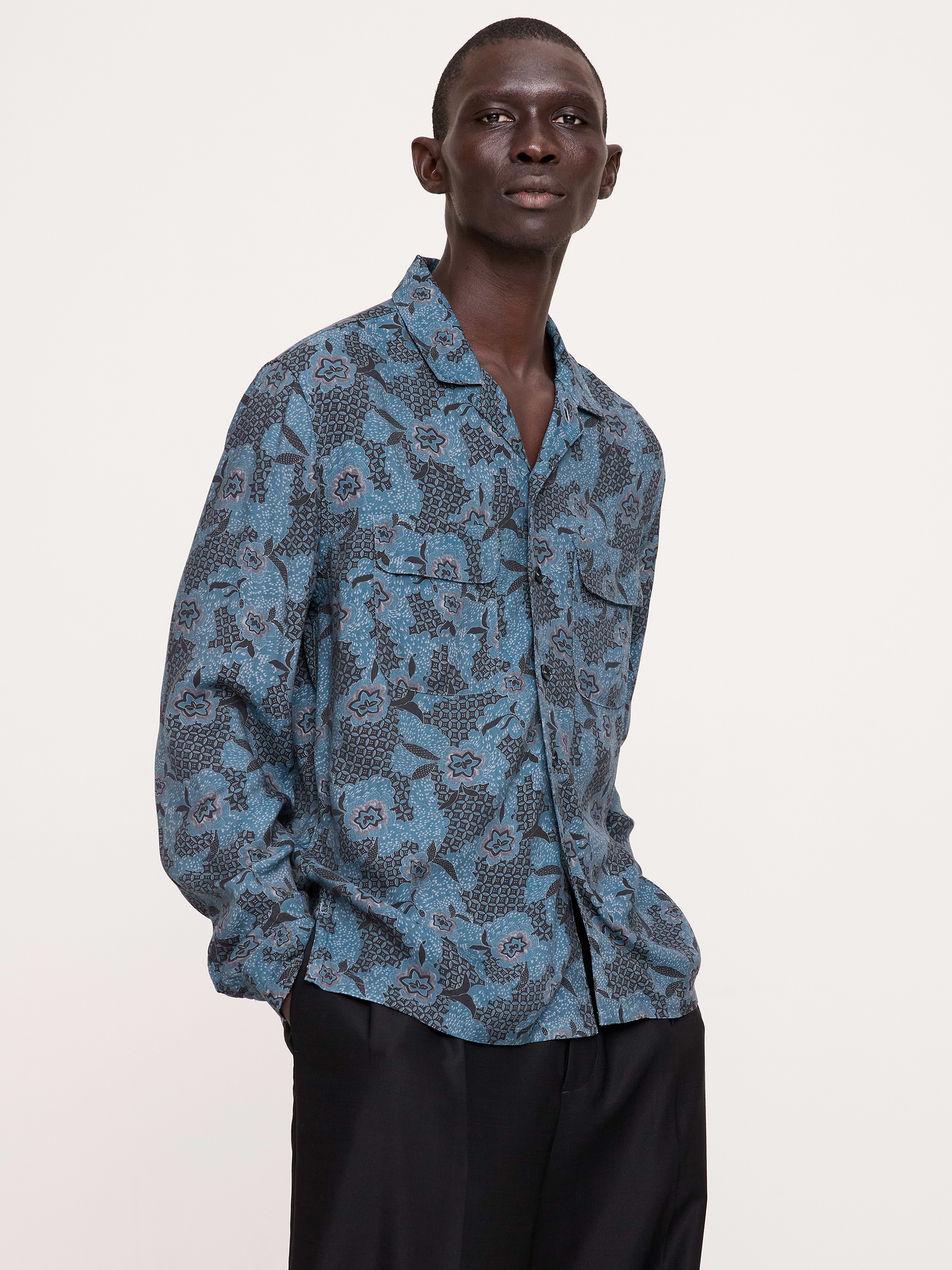 Image 1 of 5, We made our resort shirt softer than ever. Here, we used lightweight viscose that's been garment washed for smoothness and already-lived in color., Standard fit: A straight and easy fit., Resort collar with button closure., Chest pockets., Straight hem., Product #906456