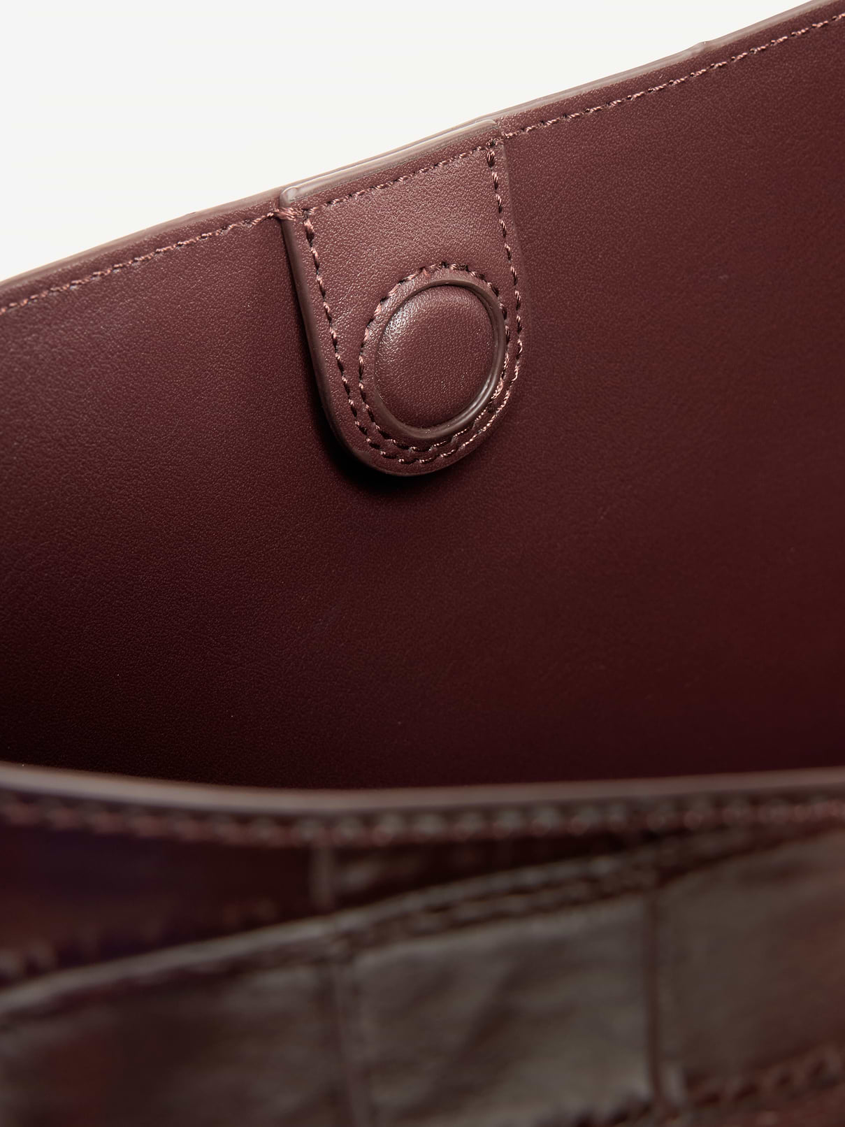 Image 4 of 5, Medium Bucket Bag