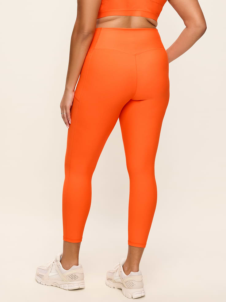 Image 9 of 9, Extra-High Waisted PowerSoft Boundless 7/8 Pocket Leggings – No Front Seam