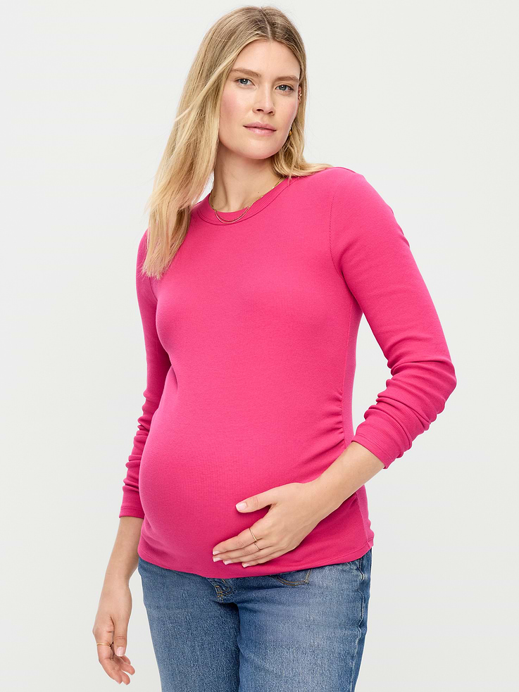 Image 1 of 4, A skimming fit that hugs your bod just right., crew neck, long sleeves, shirred sides for a flexible fit, Product #915808