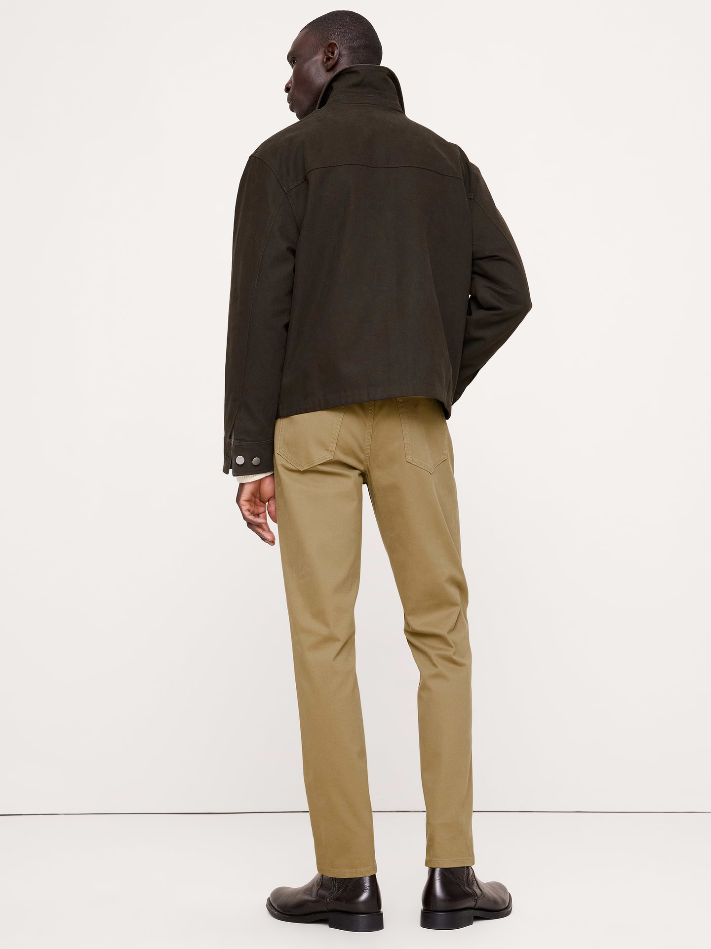 Image 3 of 8, Slim Traveler Pant