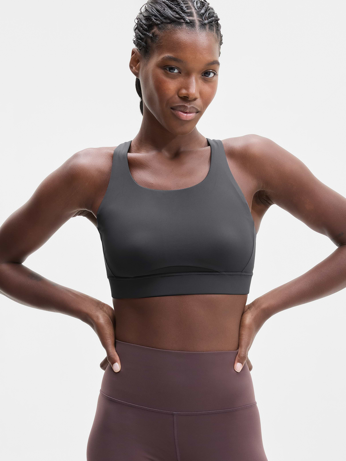 Image 1 of 3, BEST FOR CARDIO: run + train + HIIT, IMPACT: Medium-impact workouts, best for D-DD cups, FEEL: PowerMove fabric is sleek, weightless, and helps keep you cool with quick-drying properties, FAVE: Stay-put straps and shaping seams for a secure, sculpted fit, Built-in pockets with removable pads for optional coverage, Removable pads hold their shape from wash to wear, Lined with PowerMesh for breathable, sheer-proof coverage, Easily pairs with the Empower Mastectomy Bra Insert, Product #413267