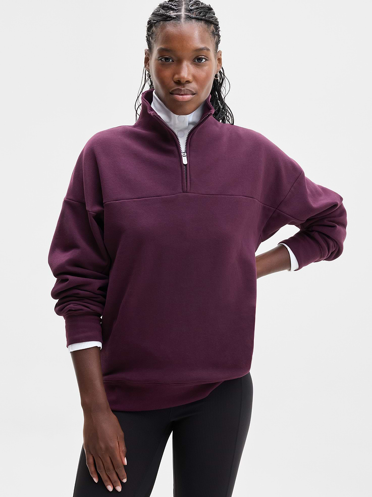 Image 1 of 5, FOR: Lounge and everyday movement, FEEL: Plush stretch fleece has a soft, brushed interior, FAVE: New and improved fit with side slits for mobility and ease, Product #1177321