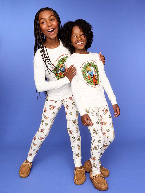 Old Navy x Disney Muppets Gender-Neutral Snug-Fit Pajama Set for Kids