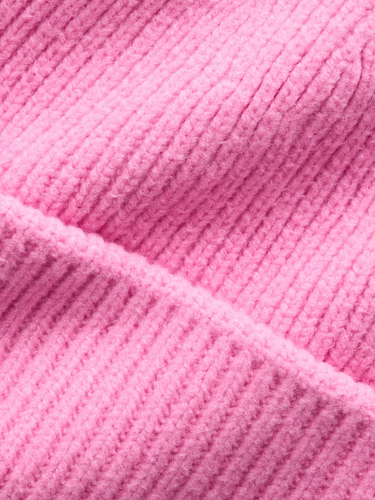 Image 3 of 3, CashSoft Chunky Beanie