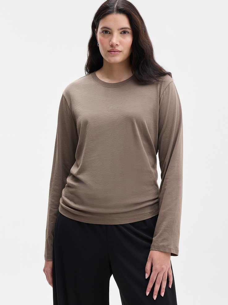 Image 1 of 6, FOR: Your workday commute and weekend travels, from meetings to meetups, FEEL: 100% cotton in its purest expression, Favorite Cotton is our lightest-weight and most comfortable natural fabric, FAVE: Infinitely versatile staple plays well with everything, every time, Product #1175605