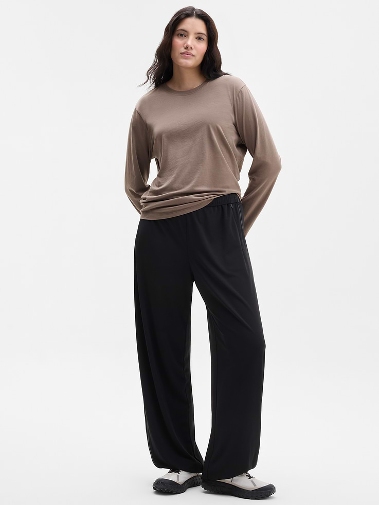 Image 2 of 6, Favorite Cotton Classic Top