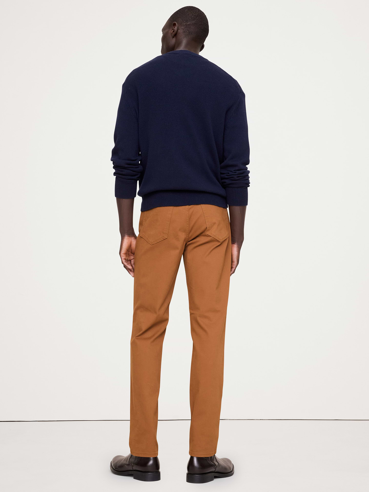 Image 2 of 8, Slim Traveler Pant