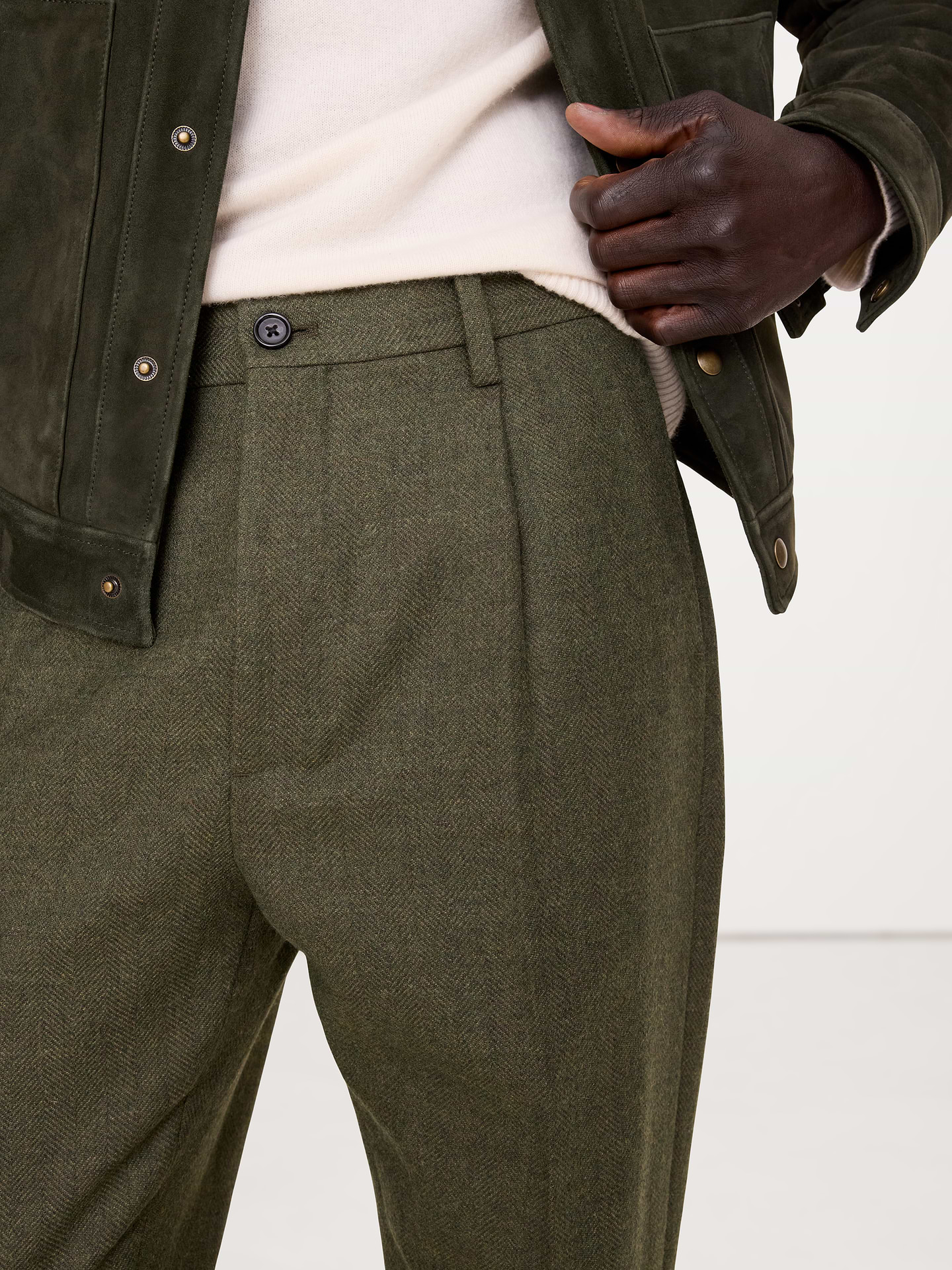 Image 4 of 8, Classic Tapered Wool-Cotton Herringbone Dress Pant