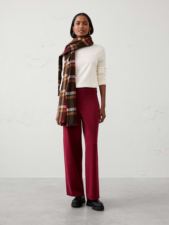Straight-Leg Mid-Rise Sweater Pant