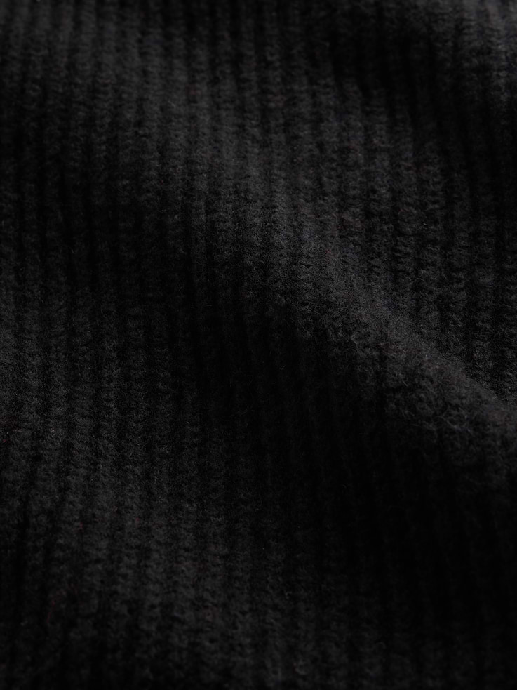 Image 2 of 2, CashSoft Scarf