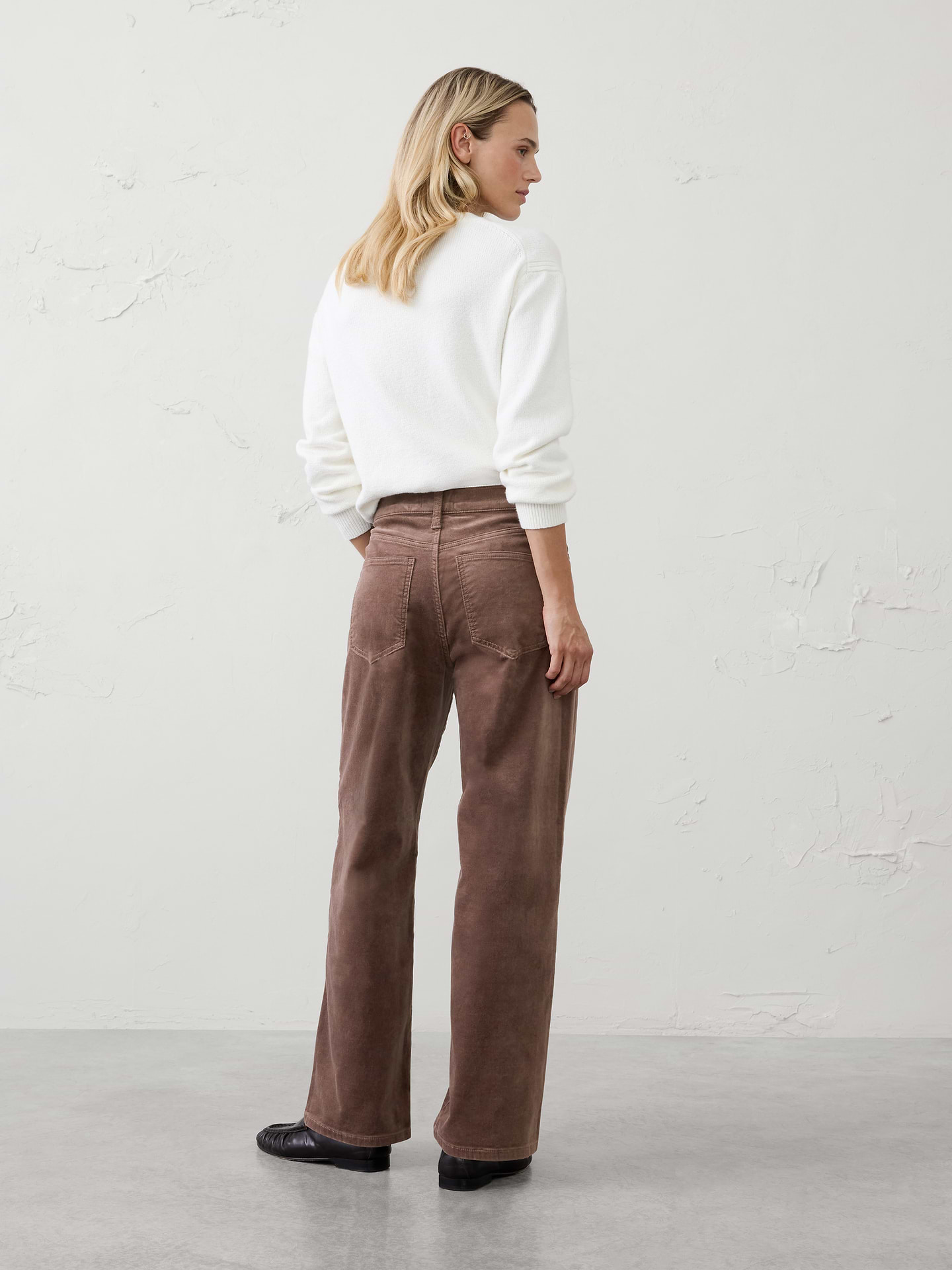 Image 4 of 6, Straight-Fit Mid-Rise Velvet Pant