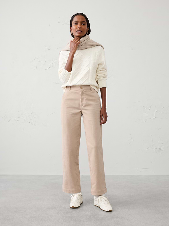 Straight-Leg Mid-Rise Corduroy Pant