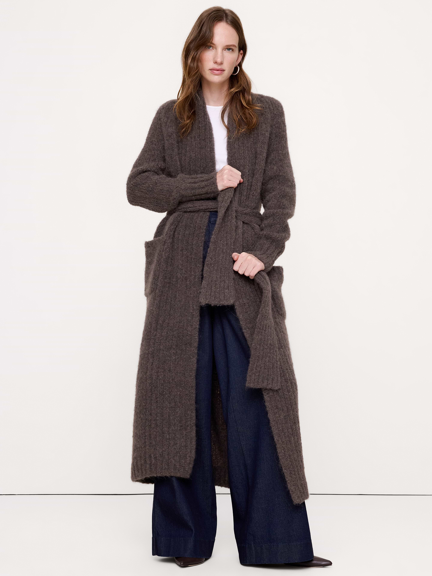 Image 1 of 5, An elevated take on a lounge staple, we crafted this one from a beautiful and warm alpaca blend from Italy's Pinori mill. Bonus: it's heavy enough to wear as a coat in milder climates., Oversized fit: Extra room through chest, shoulders, and waist. Dropped shoulder seams., Fabric from Italy's Pino mill., Belted front closure., Front pockets., Straight hem., Product #1186984