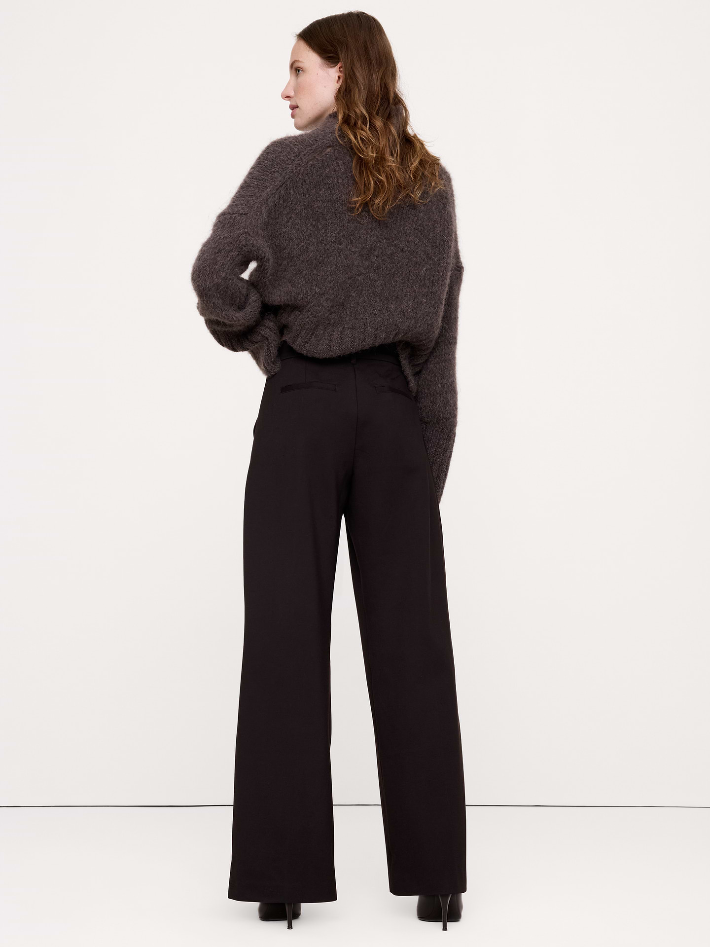 Image 3 de 8, Pantalon à taille haute élastique, jambe large, en tricot point de Rome fluide
