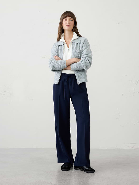 Wide-Leg Mid-Rise Pull-On Crepe Pant