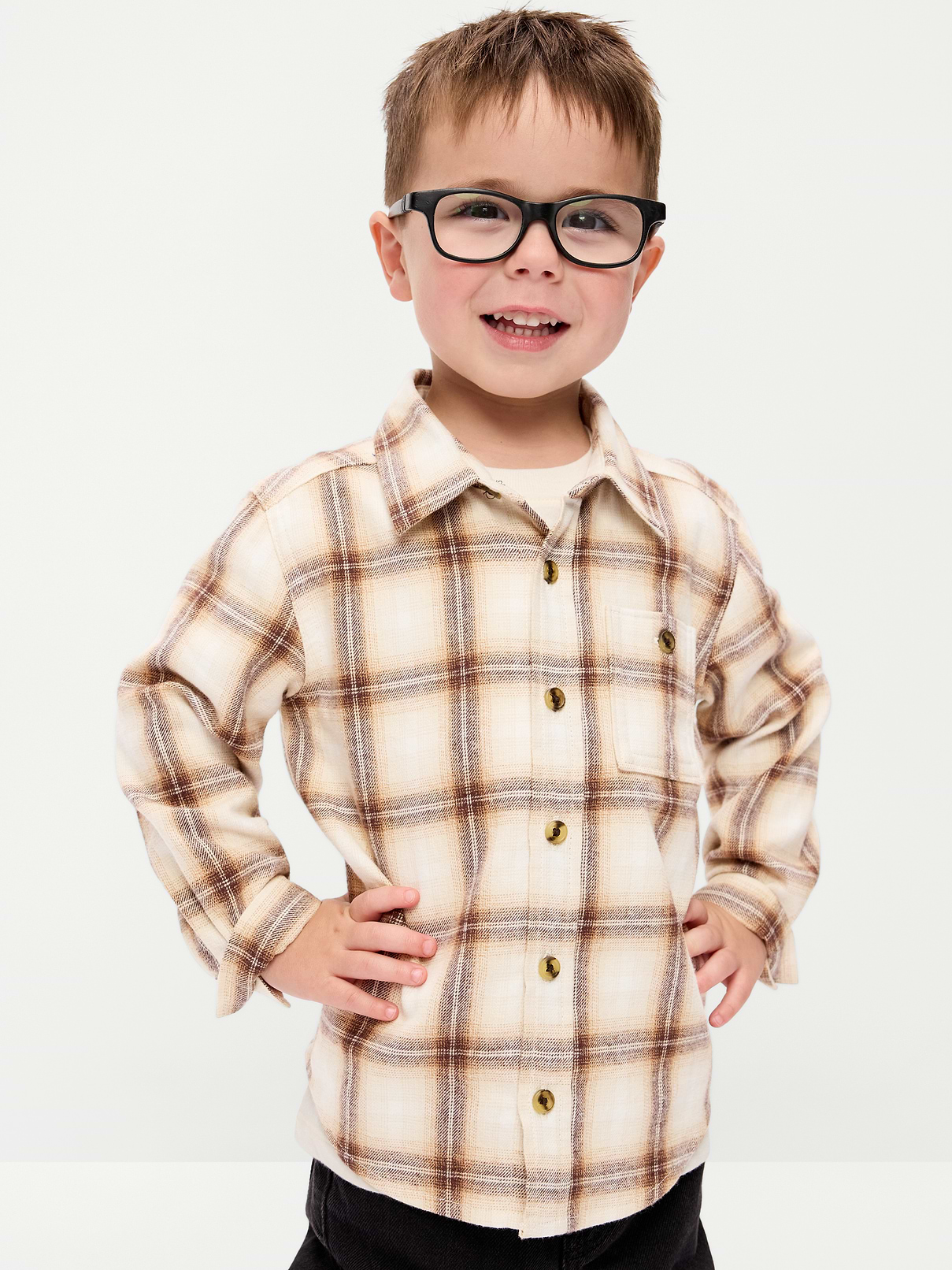 Image 1 of 3, spread collar, long sleeves, buttoned cuffs, patch pocket at chest, full length buttoned placket, all-over pattern, Product #908534