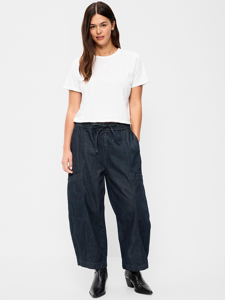 Image 1 of 6, elastic drawstring waistband, on-seam pockets, side cargo pockets, back patch pockets, Product #1194558