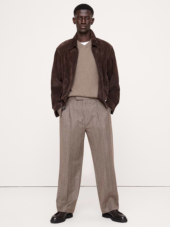 Relaxed Pleated Dress Pant