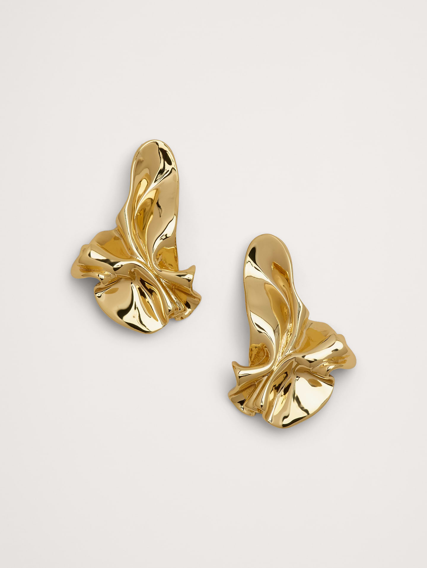Image 1 of 2, A statement earring with a sculptural ruffle design, organic and fluid, unmistakably modern., Post backs., Product #1193064