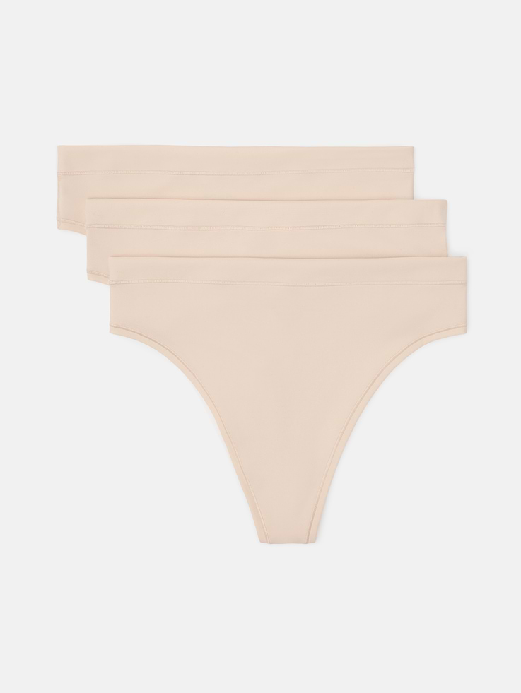 Image 1 of 5, It's not shapewear. It's something better. Meet the next generation of base layers, made to be seen. Lightly supportive, never restrictive, and designed for all-day comfort. BodyMove flexes with you, on its own or under your favorite layers., FOR: Moving with you under every layer, all day long, FEEL: VitaForm is sleek and stretchy with next-to-skin softness, FAVE: Elastic-free edges for zero dig, Breathable cotton gusset, Product #1180033