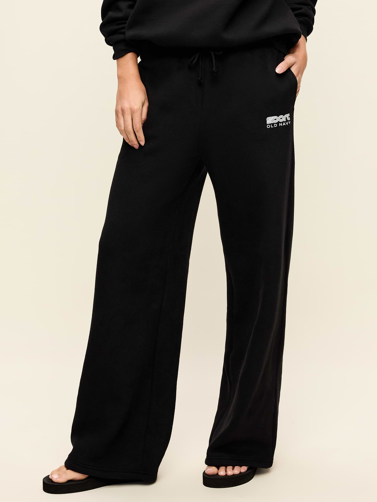 Mid-Rise Baseline Fleece Wide-Leg Sweatpants