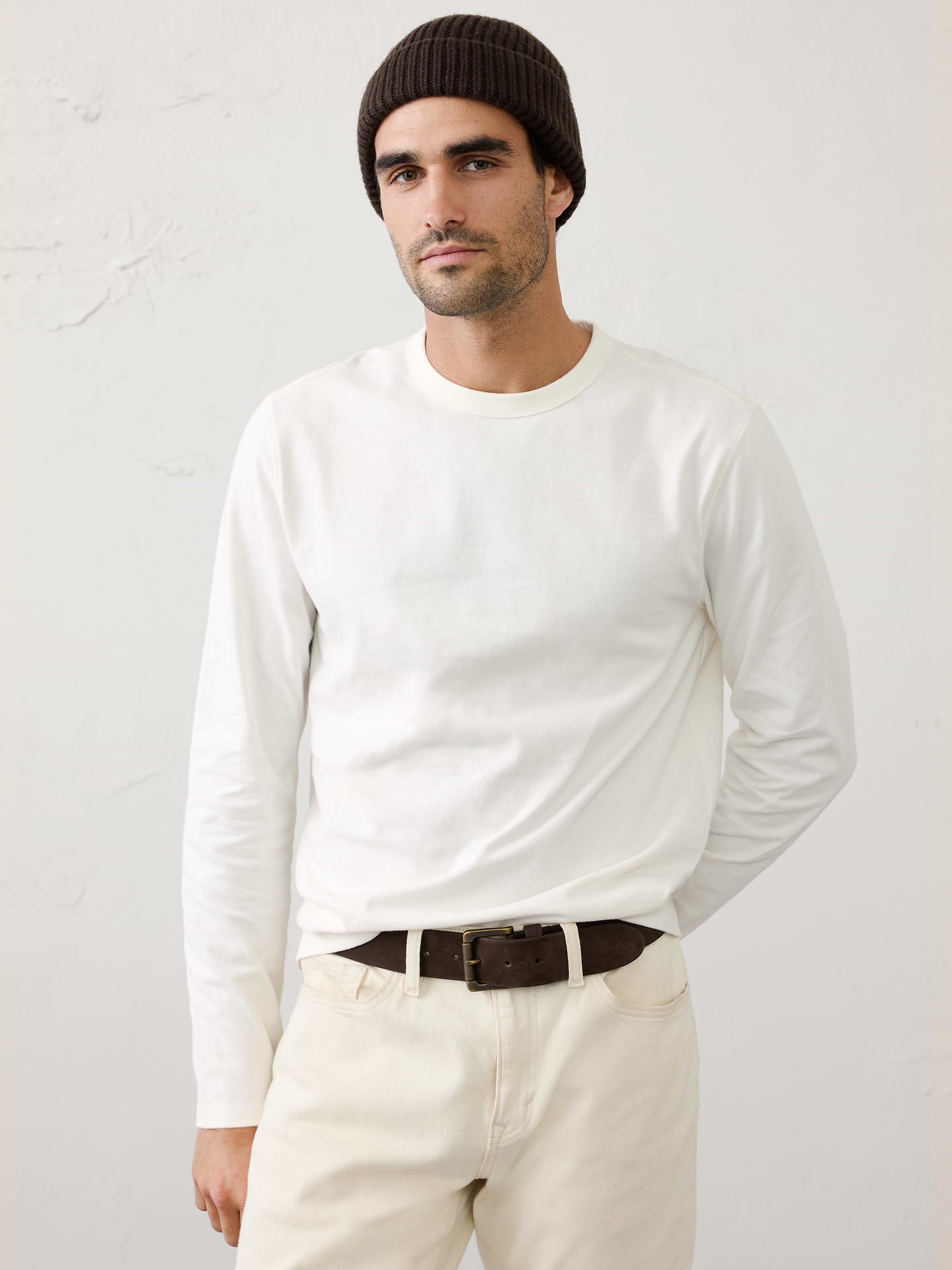 Image 1 of 4, Crafted from our signature midweight cotton, this crewneck has been specially brushed for an ultra‑soft hand feel. Comfortable, versatile, and easy to wear, it delivers the perfect balance of substantial weight and everyday comfort for effortless layering throughout the season., Crew neck. Long sleeves., High-low hem with side vent slits., Made exclusively for Banana Republic Factory., Product #1181084