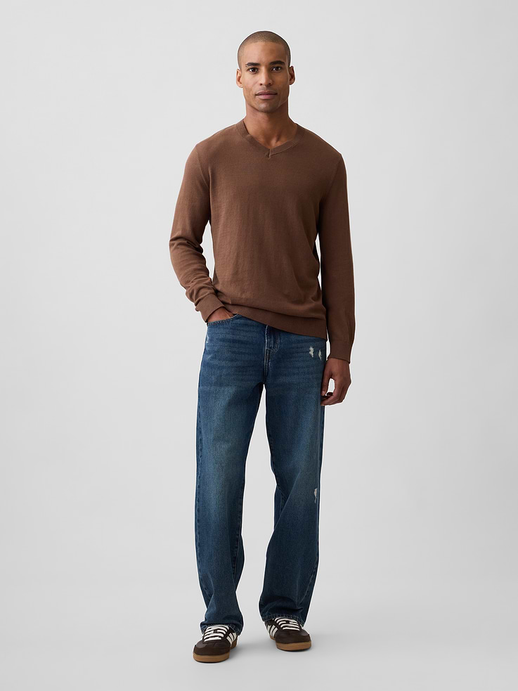 Image 3 of 5, 100% Cotton Cotton V-Neck Sweater